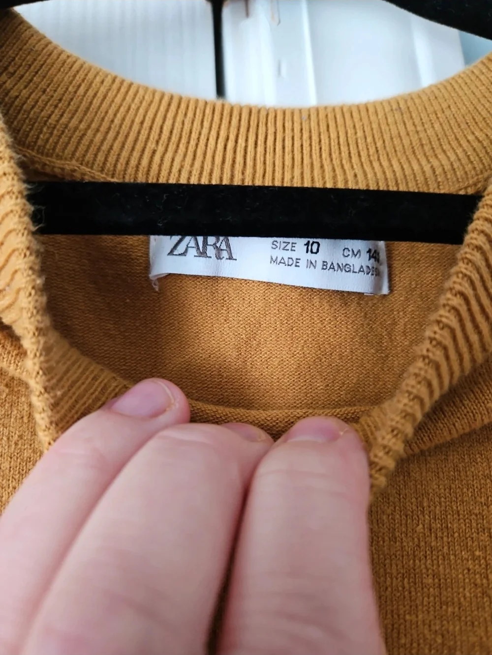 Zara Mustard Crewneck Sweater